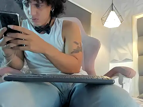 Xfire boy69 online show from October 29, 11:46 am