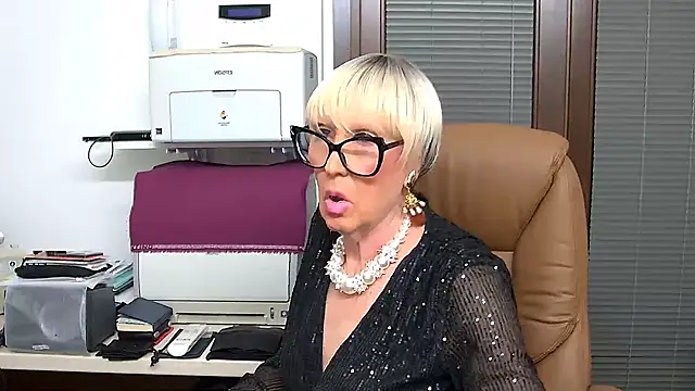 ROBY SWEETHOT online show from February 15, 10:40 pm