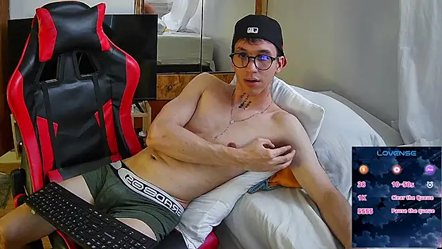 angelicious  online show from December 14, 8:38 pm