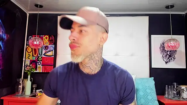 VinzenzRizzo online show from January 14, 9:29 pm