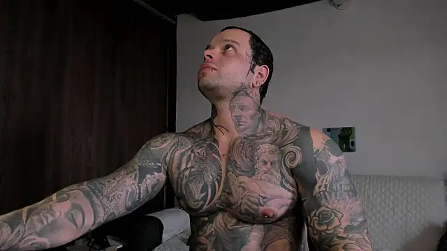 natevillage online show from April 15, 9:04 pm