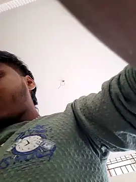 rohanh234 online show from December 15, 8:11 am