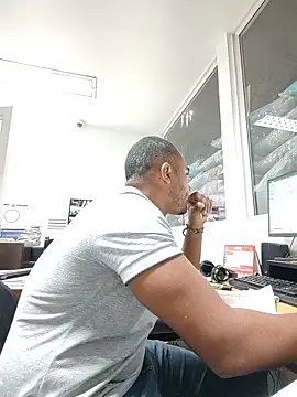 SanChacal5694 online show from March 31, 10:11 pm