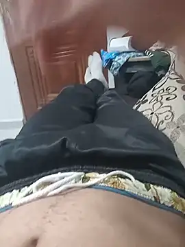 Alejandro260785 online show from May 24, 9:54 pm