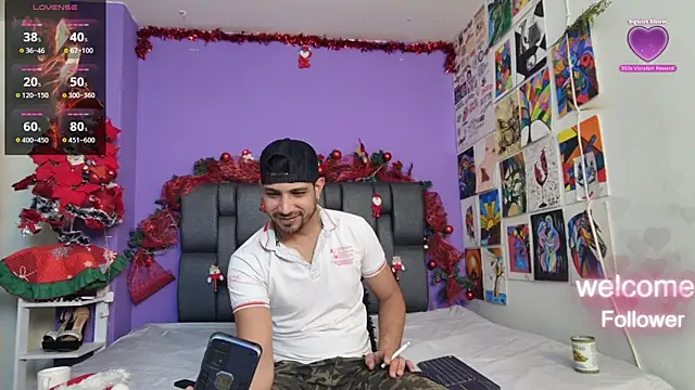 ashtoncooperr online show from December 2, 4:10 pm