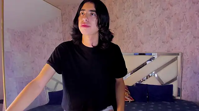 ryo light online show from January 7, 8:25 pm