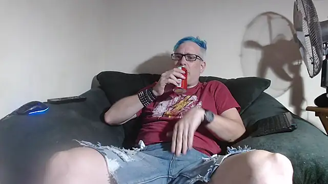 nerdy6 online show from June 11, 3:04 am