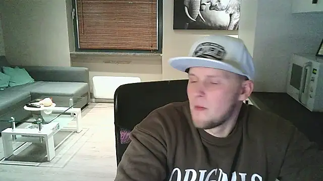 Dartanjanas13 online show from November 7, 10:35 pm