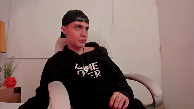 dark sun302 online show from October 31, 2:24 am