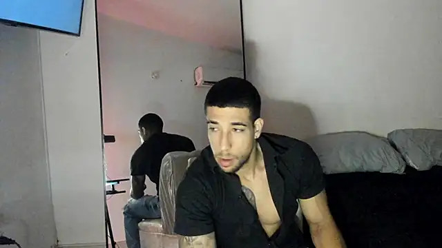 Snapshot of ThiagoLugo chatting on September 14, 10:34 pm ThiagoLugo online show from September 14, 10:34 pm