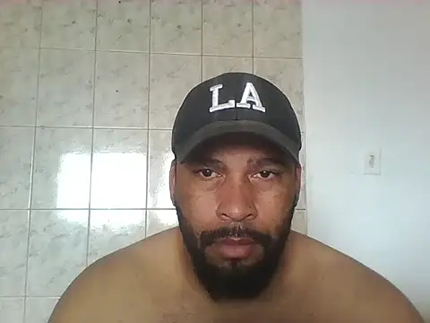OliveiraSeven online show from May 2, 2:31 pm