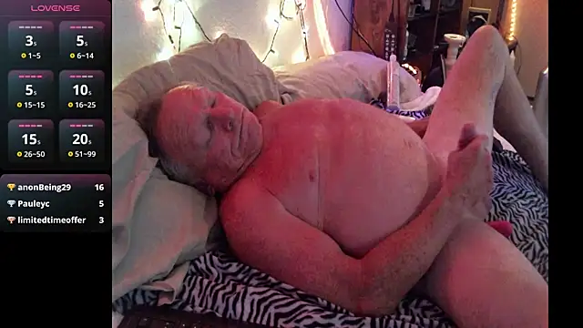 Pussyeat2please online show from April 14, 12:38 pm