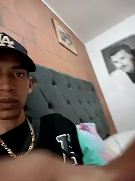 briamhoconor xh online show from November 13, 7:40 pm