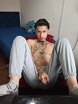 Tattoboy19cm online show from March 5, 6:26 pm