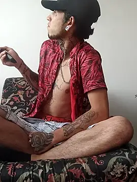 Tattoboy19cm online show from October 3, 4:01 pm