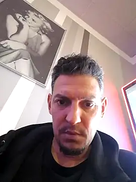 Snapshot of ARTANIS20 chatting on September 22, 12:33 am ARTANIS20 online show from September 22, 12:33 am