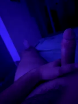 Snapshot of pioca1924 chatting on October 16, 5:21 pm pioca1924 online show from October 16, 5:21 pm