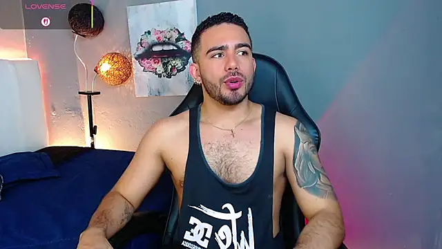 adamhairy online show from June 21, 12:38 am