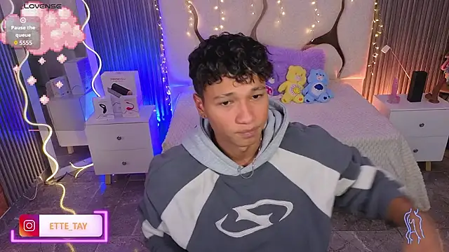 Ette tay online show from March 29, 3:39 am