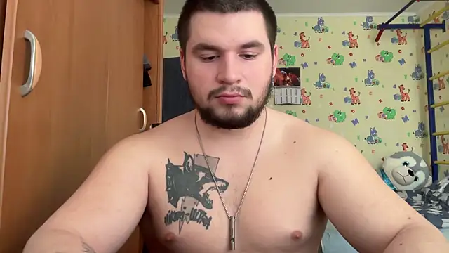 chiraq1945 online show from February 15, 8:02 am