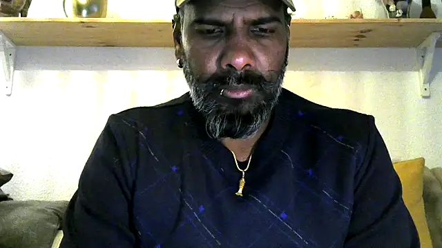 frenchblackc31 online show from January 7, 3:39 pm