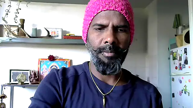 Snapshot of frenchblackc31 chatting on September 27, 9:07 am frenchblackc31 online show from September 27, 9:07 am