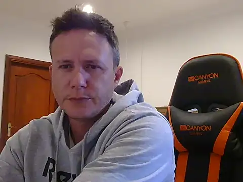 TroyDieselXXX online show from April 13, 2:51 pm