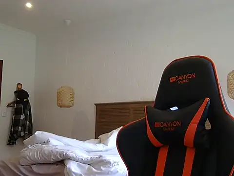 TroyDieselXXX online show from February 22, 6:37 am