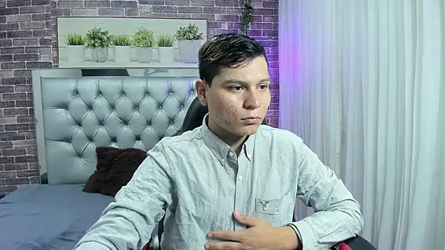dondanys online show from October 20, 7:29 pm