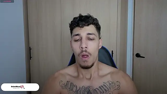 orionblaze69  online show from March 8, 2:04 am