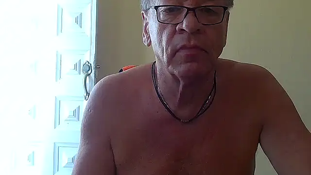 Unique X perience online show from March 16, 3:38 pm