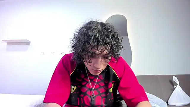 JackesTaylor online show from April 5, 5:04 am