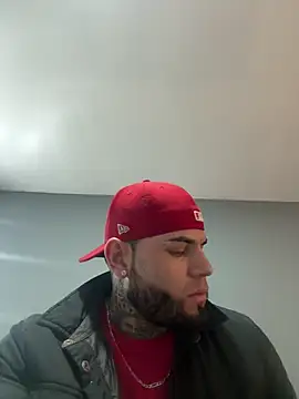 crazybarber69 online show from February 6, 3:42 pm