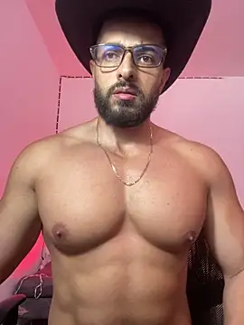 magnumchris online show from May 19, 1:56 am