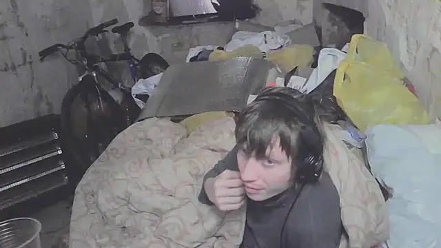 makarov1993 online show from May 7, 5:51 am