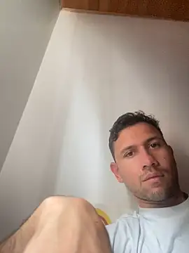 Michaell Spinelly online show from October 20, 4:22 pm