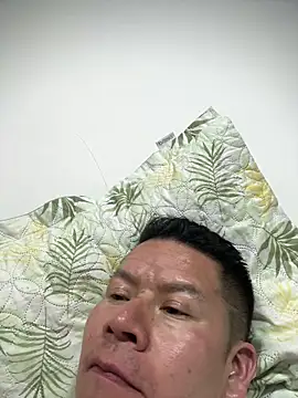 Manu0586 online show from March 8, 2:15 am