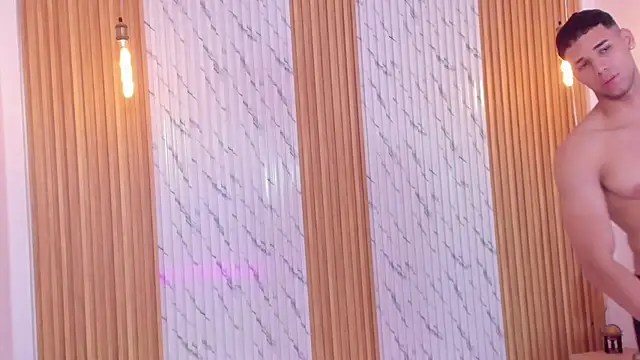 thomas walker0 online show from November 13, 1:16 pm