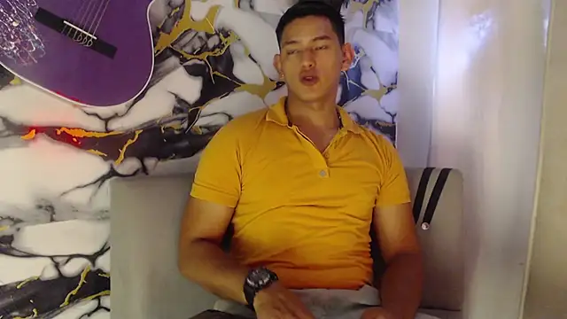 Hiroshi Shen online show from May 6, 1:44 pm