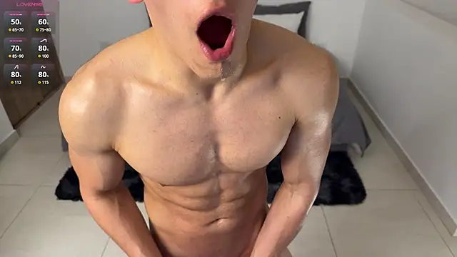 Maxx Lancaster online show from May 26, 3:08 pm