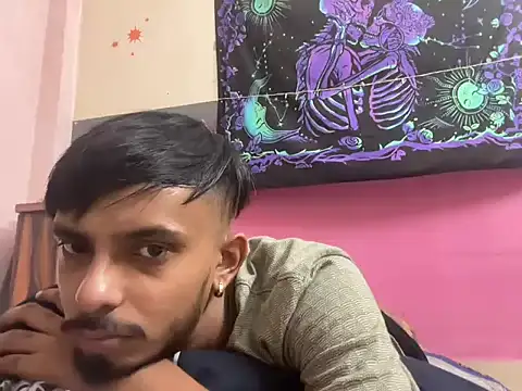Snapshot of SharpSatyam chatting on September 20, 2:06 pm SharpSatyam online show from September 20, 2:06 pm