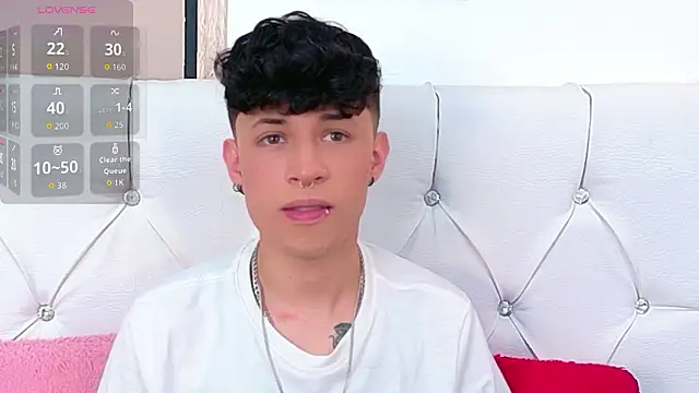 Axel  Evans online show from March 20, 2:43 pm