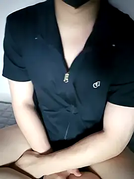 111owo111 online show from July 12, 2:52 pm