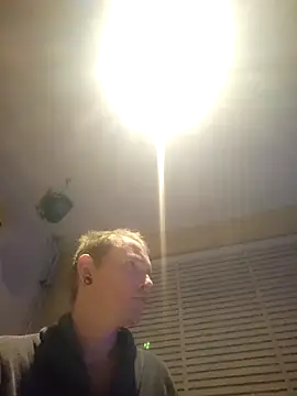 piercingpik online show from March 4, 10:50 pm