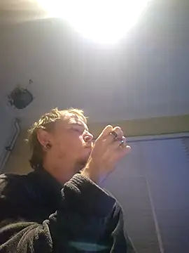 piercingpik online show from November 29, 7:49 pm