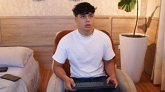 Ethan occonor online show from February 18, 12:36 pm