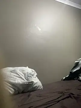 Snapshot of biggdaddyydmen chatting on October 14, 11:23 pm biggdaddyydmen online show from October 14, 11:23 pm