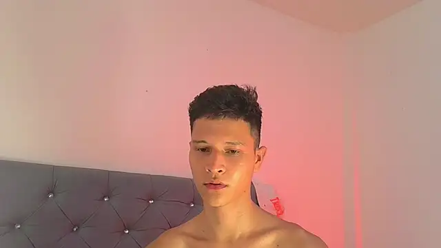 Twinkcock22 online show from October 9, 9:47 am