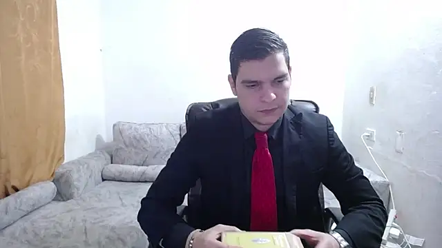 Victor Maitland online show from February 17, 3:49 am