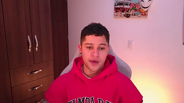 domsantiago  online show from October 23, 1:53 am